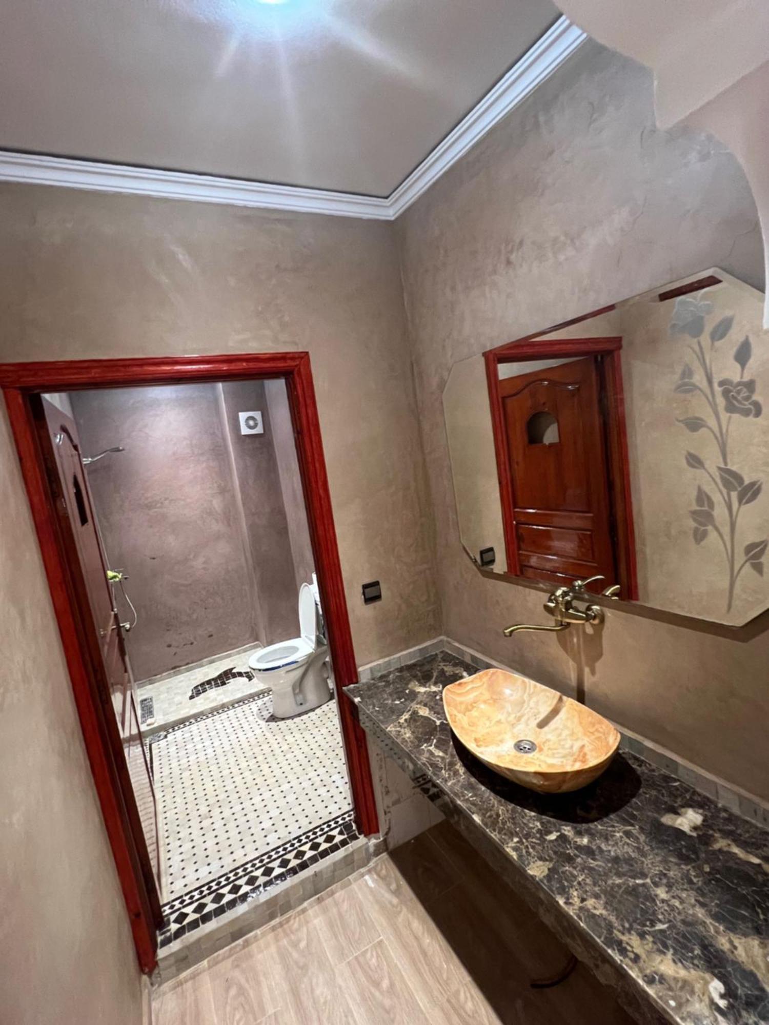 Charmant Appartement Spacieux Avec Cour Fleurie Et Hammam A Targa Marrakech Marrakesh Exterior foto