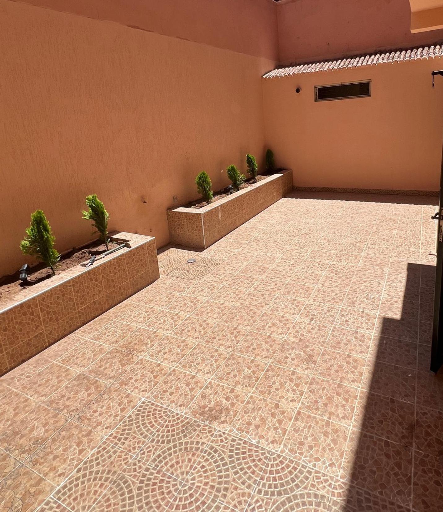 Charmant Appartement Spacieux Avec Cour Fleurie Et Hammam A Targa Marrakech Marrakesh Exterior foto